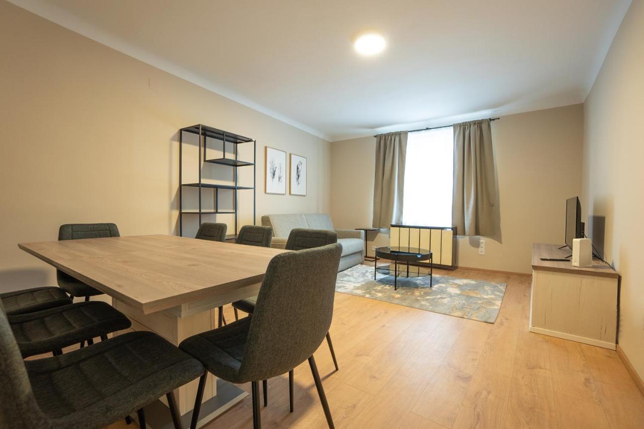 A 2-Bedroom Apartment With A King-Size Bed And A Balcony Is Located Just A 15-Minute Walk From Stephansplatz. Wien Ngoại thất bức ảnh