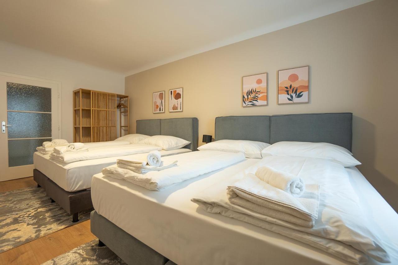 A 2-Bedroom Apartment With A King-Size Bed And A Balcony Is Located Just A 15-Minute Walk From Stephansplatz. Wien Ngoại thất bức ảnh